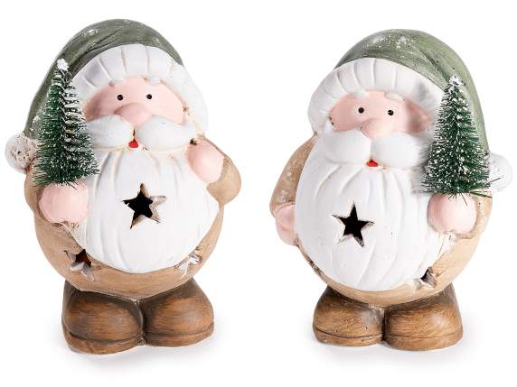Papá Noel de terracota de colores con árbol y luces LED