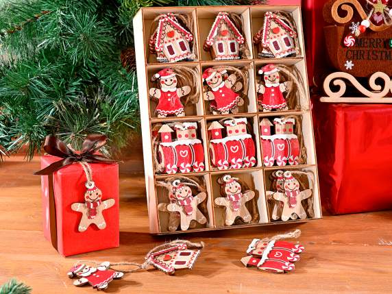 Exhibición de 72 adornos navideños de madera para colgar