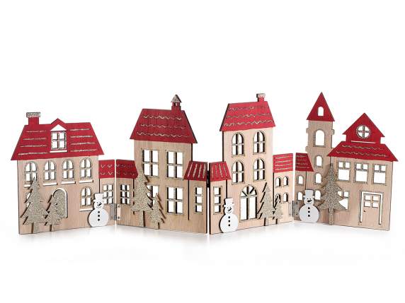 Clôture pliante dans un village en bois sculpté