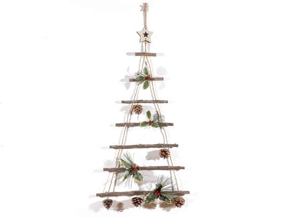 Sapin de Noël en bois avec décorations enneigées et lumières