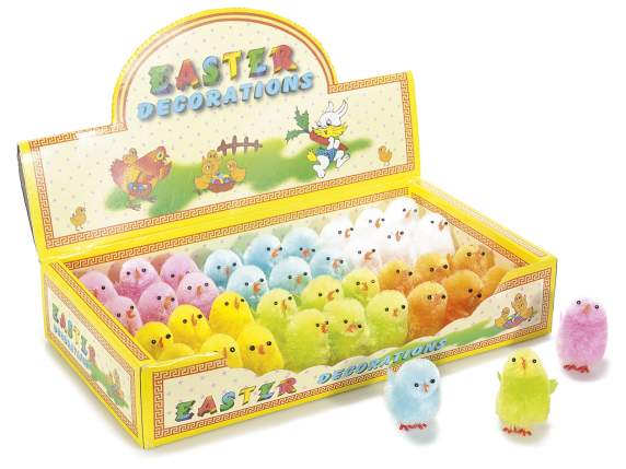 Display with 36 decorative colored chicks