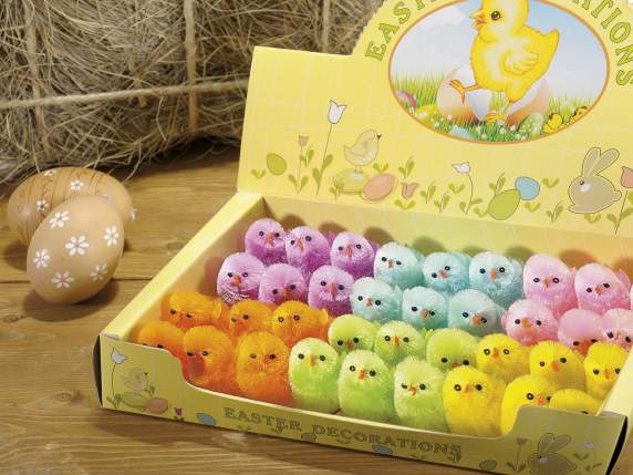 Exhibitor 36 colored and modelable decorative chicks