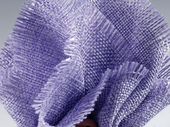 Tulle carré en tissu avec bord effiloché et cravate lilas