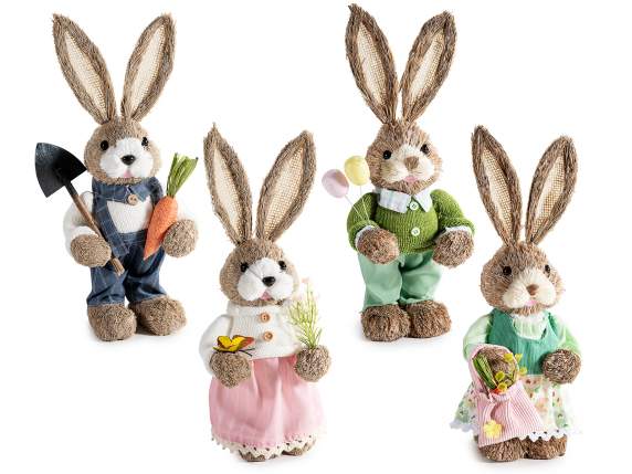 Lapin en fibres naturelles avec robe en tissu