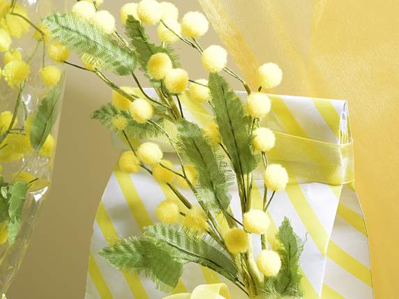 Mazzolino di mimosa artificiale con fiore in floccato