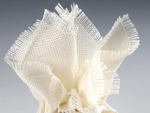 Tulle patrat din bumbac cu margine uzata i nur ecru