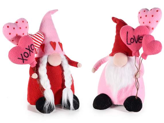 Gnome amoureux en tissu avec coeurs ballons