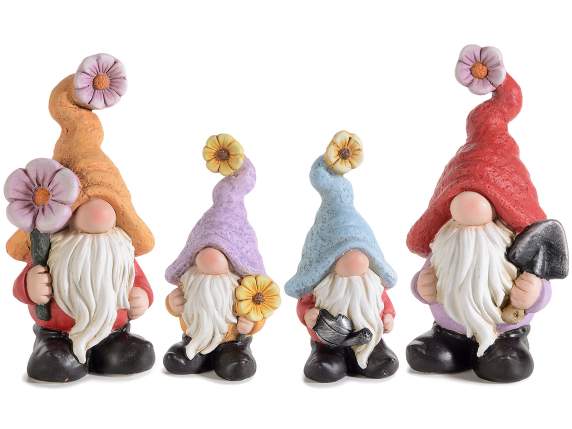 Set 2 gnometti in terracotta colorata con dettagli floreali