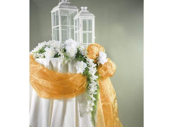 Simple gold organza towel