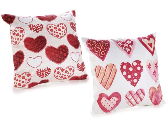 Cuscino sfoderabile in stoffa e velluto con stampe cuori