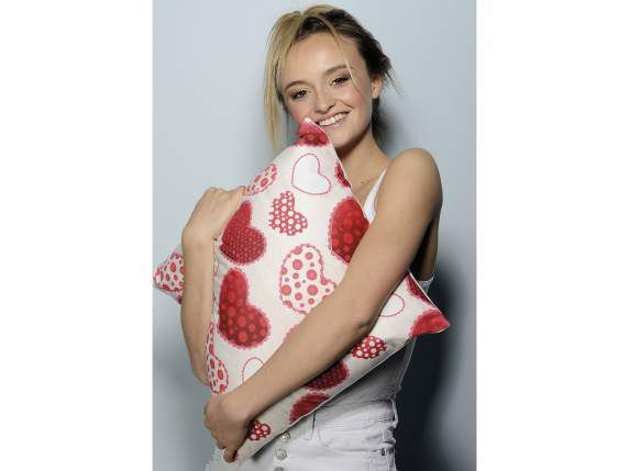 Cuscino sfoderabile in stoffa e velluto con stampe cuori