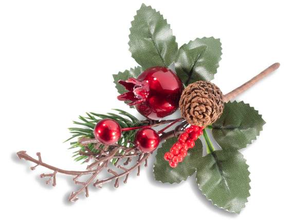 Mazzolino con pino, pigne, bacche rosse e melograno