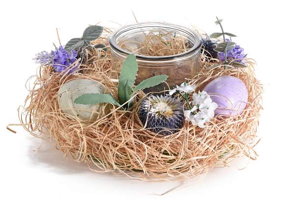 Centrotavola in paglia con uova, fiori e portacandela vetro