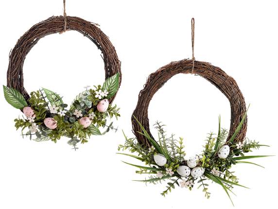 Couronne en bois avec oeufs colorés à suspendre