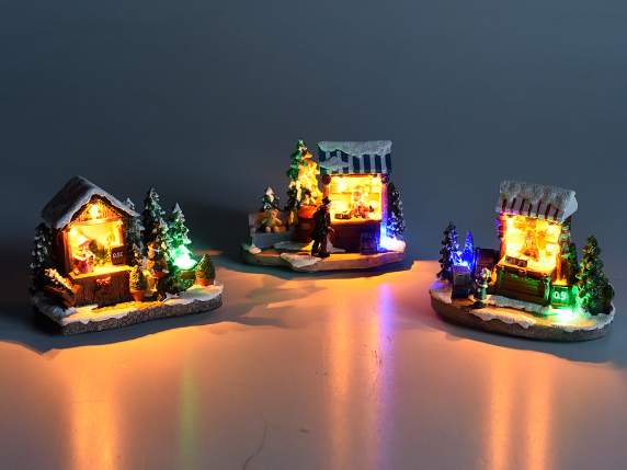 Magasin de Noel avec lumières multicolor dans presentoir