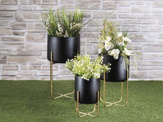 Ensemble de 3 vases en métal noir avec support doré