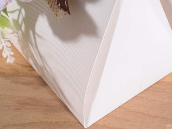 Boîte à sac en papier blanc avec trou pour noeud
