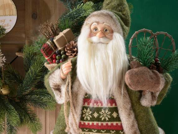 Babbo Natale con giacca in finto pelo e racchette in legno