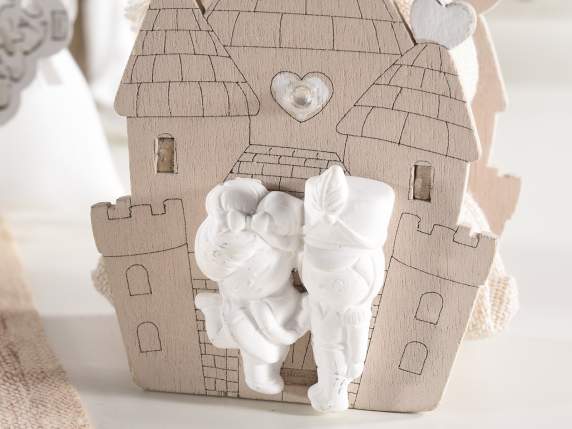Castello delle favole in legno c-sposi in gesso e sacchetto