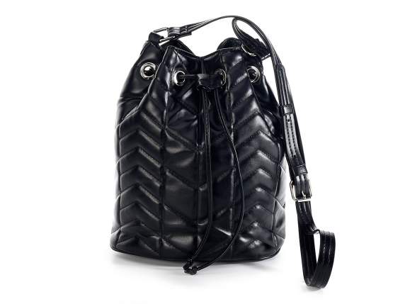 Borsa secchiello nera similpelle trapuntata c-tracolla