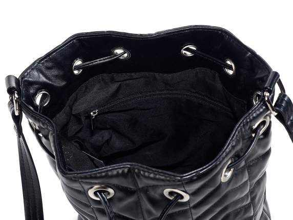 Borsa secchiello nera similpelle trapuntata c-tracolla
