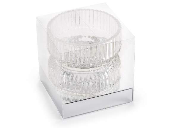 Rändelbarer Kerzenhalter aus transparentem Glas mit doppelte