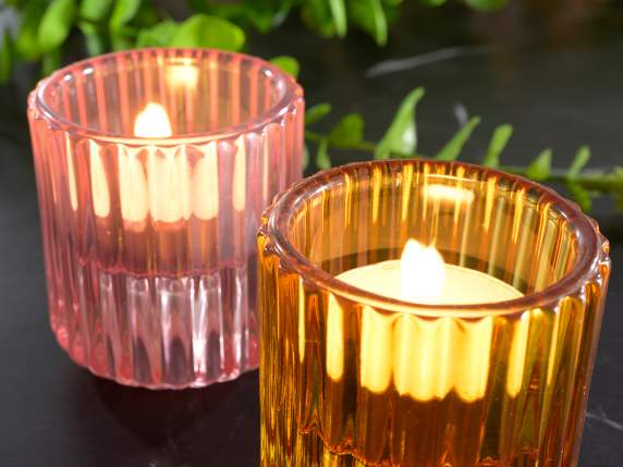 Bunter gerändelter Kerzenhalter aus Glas mit doppeltem Verwe