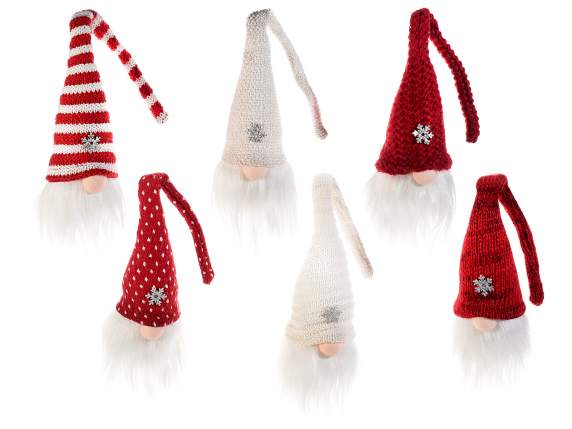 Weihnachtsmann mit Hut, Schneeflocke und Hängelampe