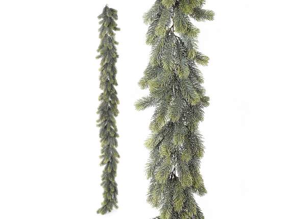 Guirlande de sapin artificiel suspendue