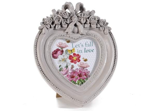 Heart-shaped resin photo frame with floral decorations to be