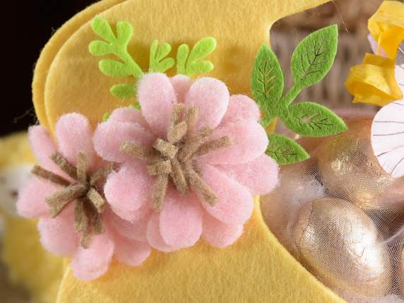 Coniglio portadolci in panno con fiore elastico di chiusura