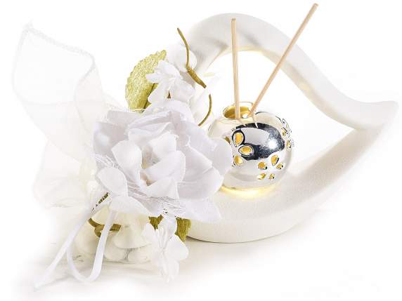 Porcelain heart perfumer with wooden stick and LED light