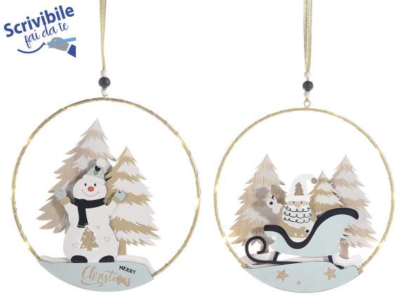 Decorazione metallo da appendere con paesaggio legno e luci