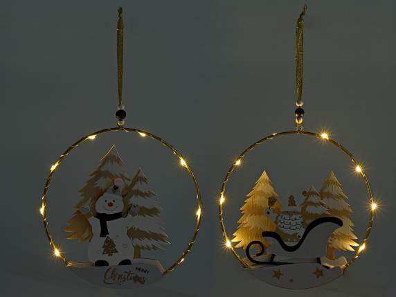 Decorazione metallo da appendere con paesaggio legno e luci
