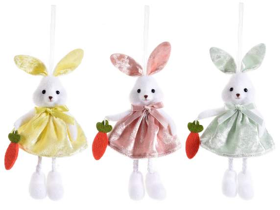 Coniglietto gambelunghe con vestito in velluto da appendere