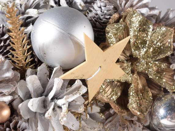 Ghirlanda pigne glitterate con palline e fiori da appendere