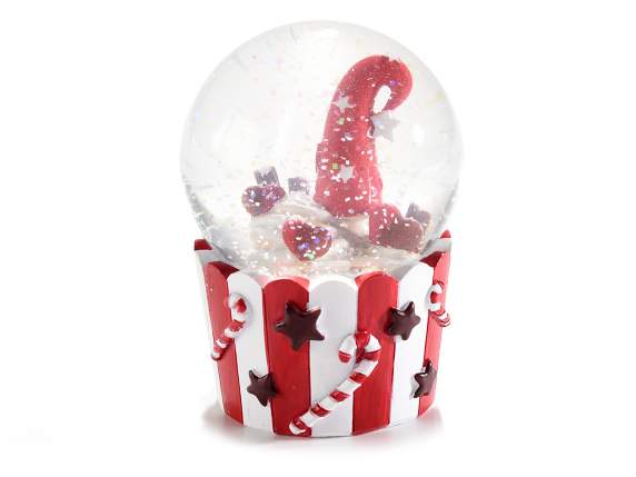Palla a neve con dolcetti natalizi, base in resina decorata