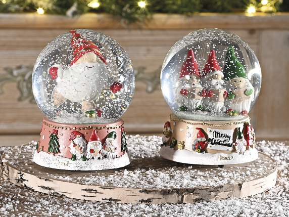 Palla a neve carillon con gnomi, su base in resina decorata