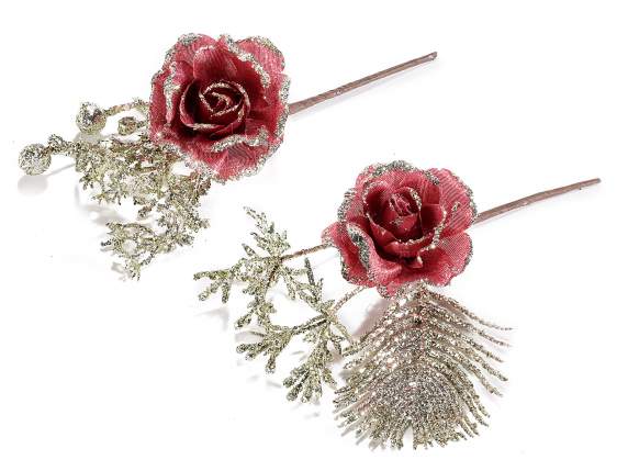 Rosa artificiale in stoffa con bordi e rami glitterati