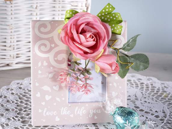 Rosa artificiale con bocciolo e fiorellini