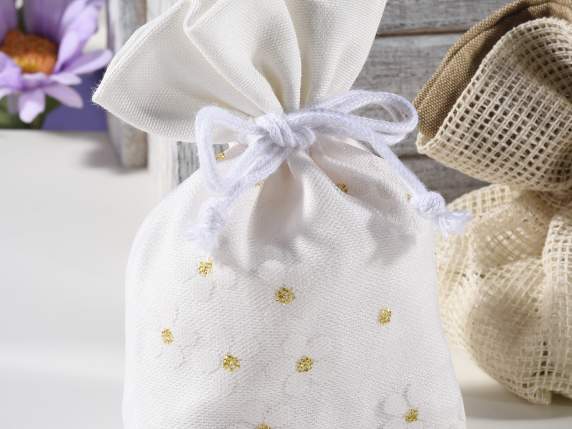 Sacchetto in stoffa e tulle rosa con fiore e pistillo oro