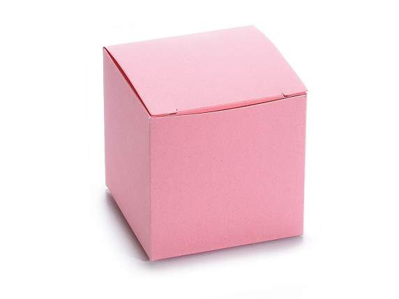 Scatola cubo in carta rosa