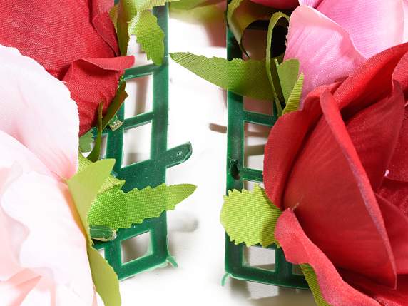Tappeto componibile con rose-peonie artificiali in stoffa