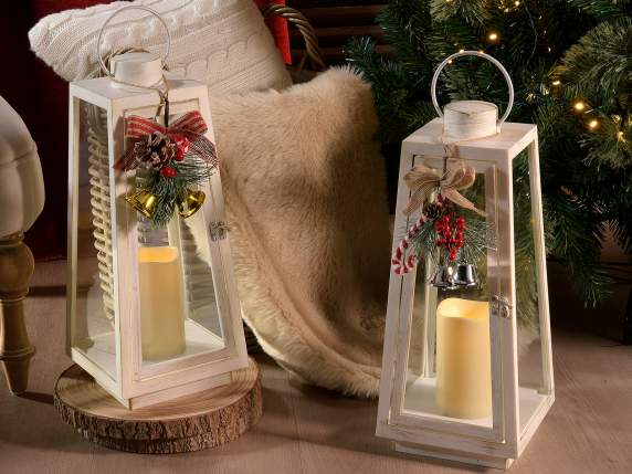 Lanterne avec bougie LED, bouquet avec noeud et cloches