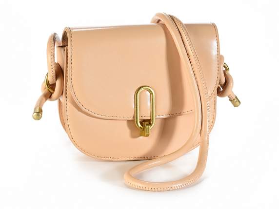 Leatherette bag with shoulder strap and front closure with w