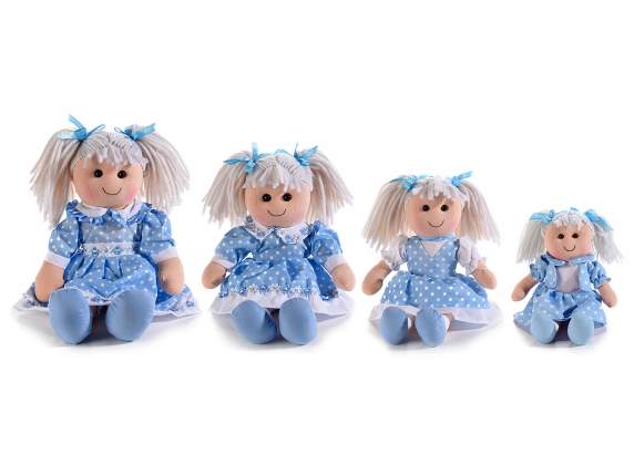 Lot de 4 poupées en tissu peluche avec robe bleue