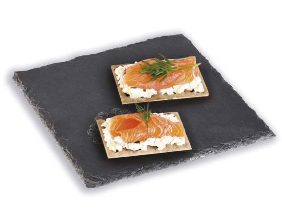 Box of 4 slate plates-cutting boards with Majolica decoratio