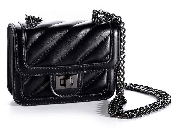 Matelassé imitation leather mini bag w / chain and burnished