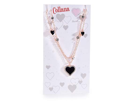 Collar de metal con corazones lacados y pedrería con tarjeta