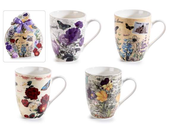 Mug en porcelaine avec décorations florales dans une boîte c